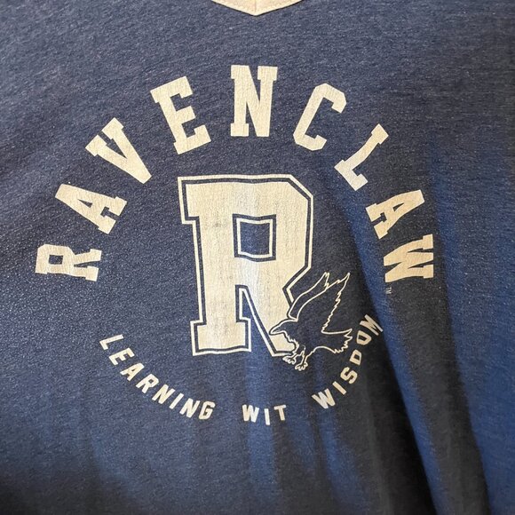 Harry Potter - Ravenclaw - V-neck Short Sleeve Tee - XL - Picture 2 of 6